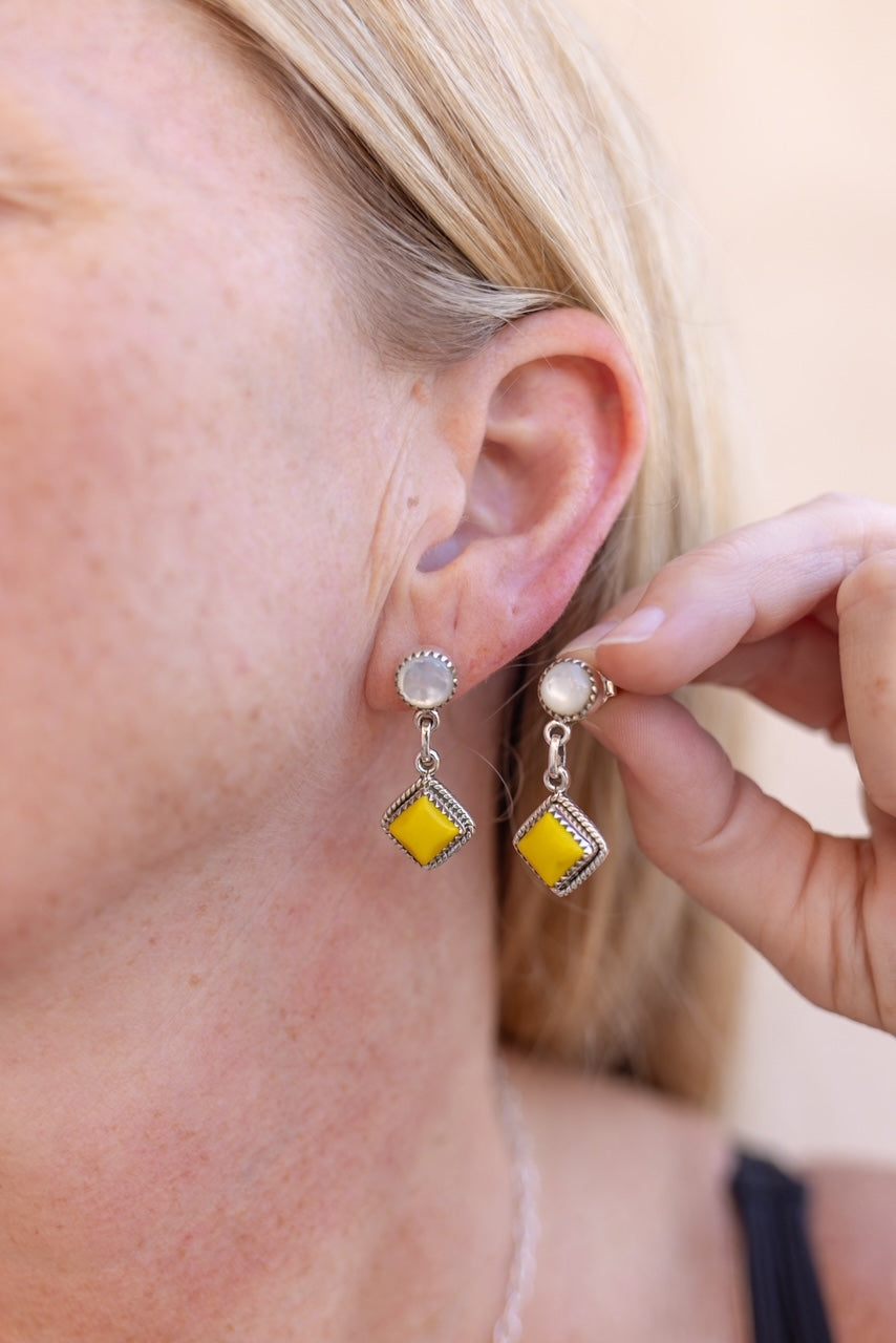 Yellow Rosarita & White Shell Earrings-Earrings-Krush Kandy, Women's Online Fashion Boutique Located in Phoenix, Arizona (Scottsdale Area)