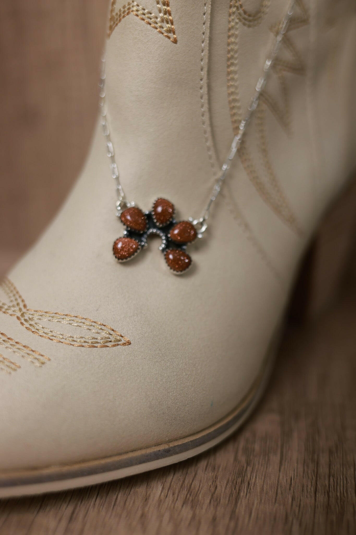 Little Horseshoe Stone Necklace-Chain Necklaces-Krush Kandy, Women's Online Fashion Boutique Located in Phoenix, Arizona (Scottsdale Area)