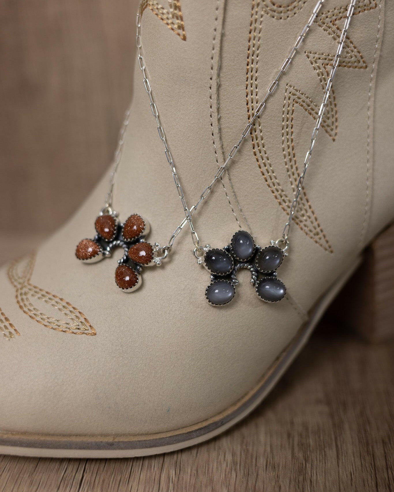 Little Horseshoe Stone Necklace-Chain Necklaces-Krush Kandy, Women's Online Fashion Boutique Located in Phoenix, Arizona (Scottsdale Area)