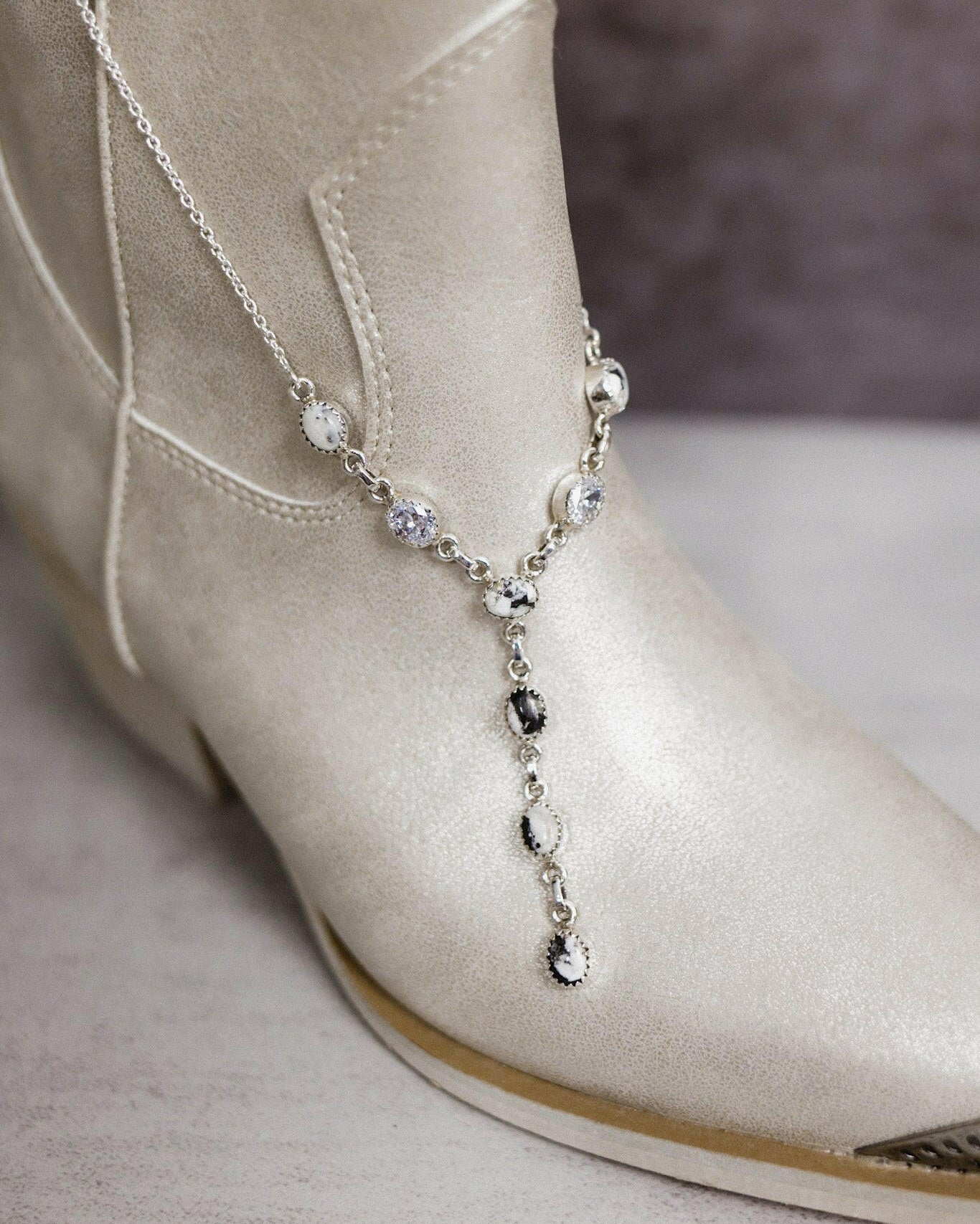 Krystal Krushed Stone Lariat Necklace-Chain Necklaces-Krush Kandy, Women's Online Fashion Boutique Located in Phoenix, Arizona (Scottsdale Area)