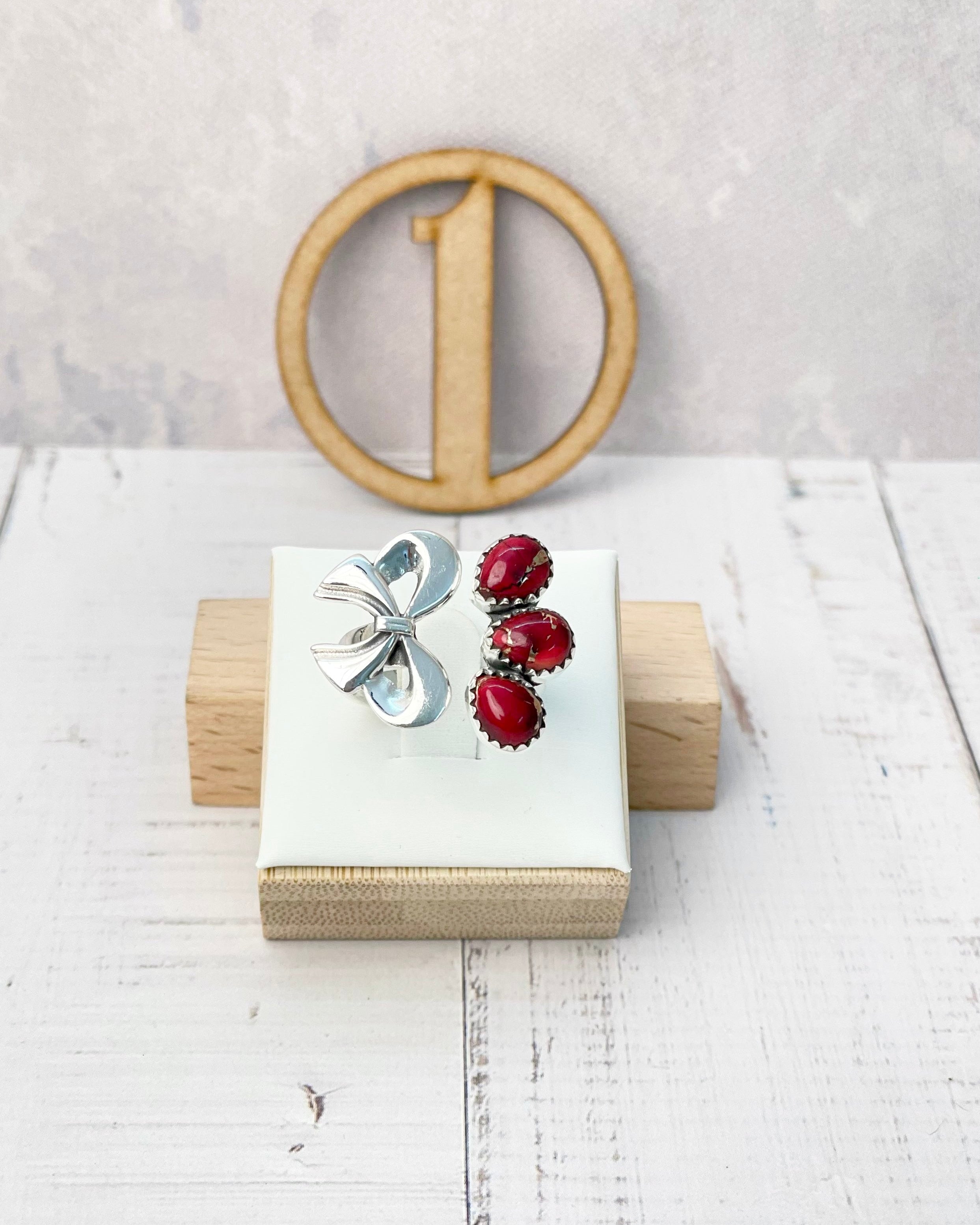 Bow Belle Floating Stone Ring-Ring-Krush Kandy, Women's Online Fashion Boutique Located in Phoenix, Arizona (Scottsdale Area)