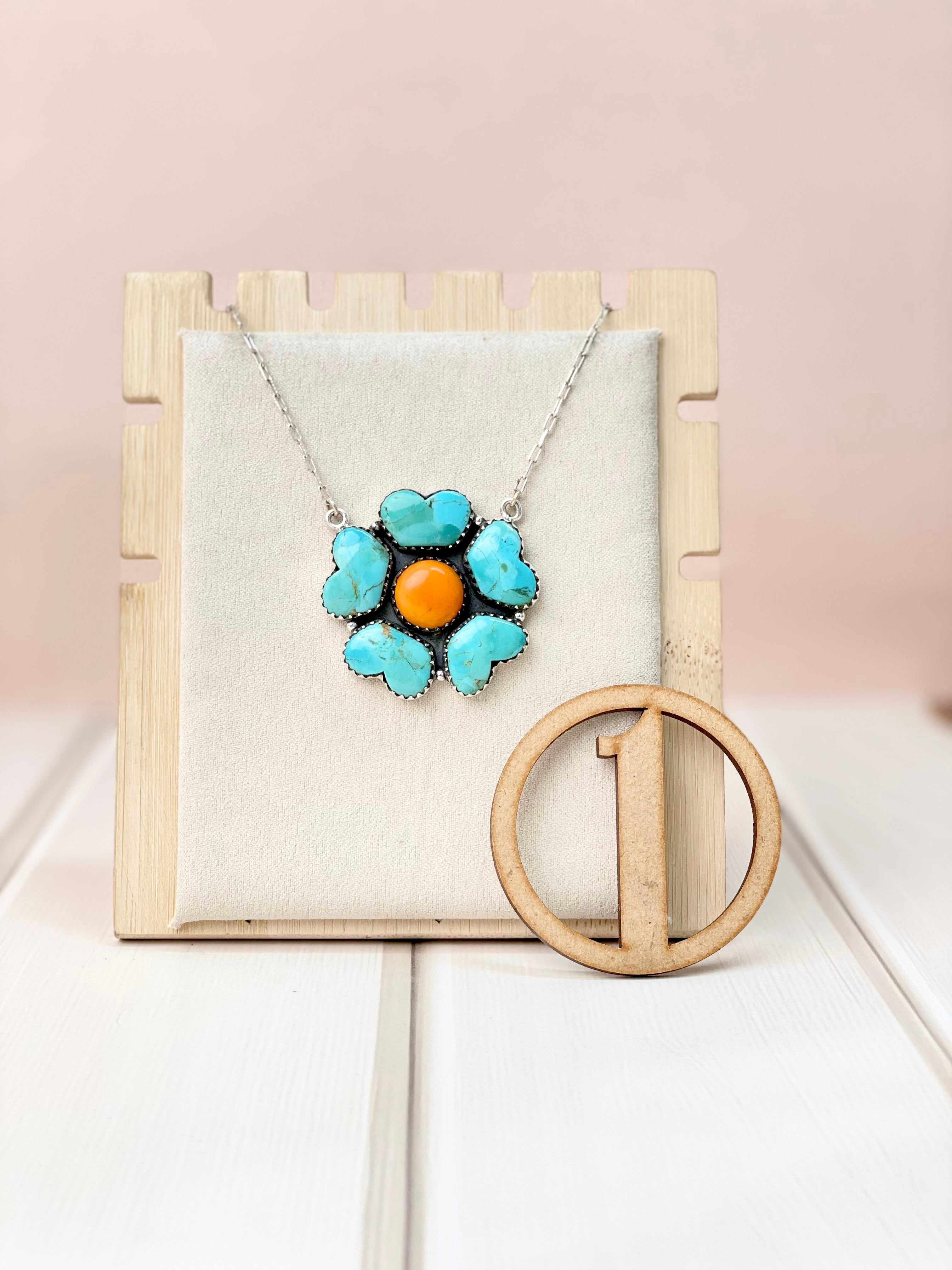 Rosarita Daisy Chain Pendants-Necklaces-Krush Kandy, Women's Online Fashion Boutique Located in Phoenix, Arizona (Scottsdale Area)