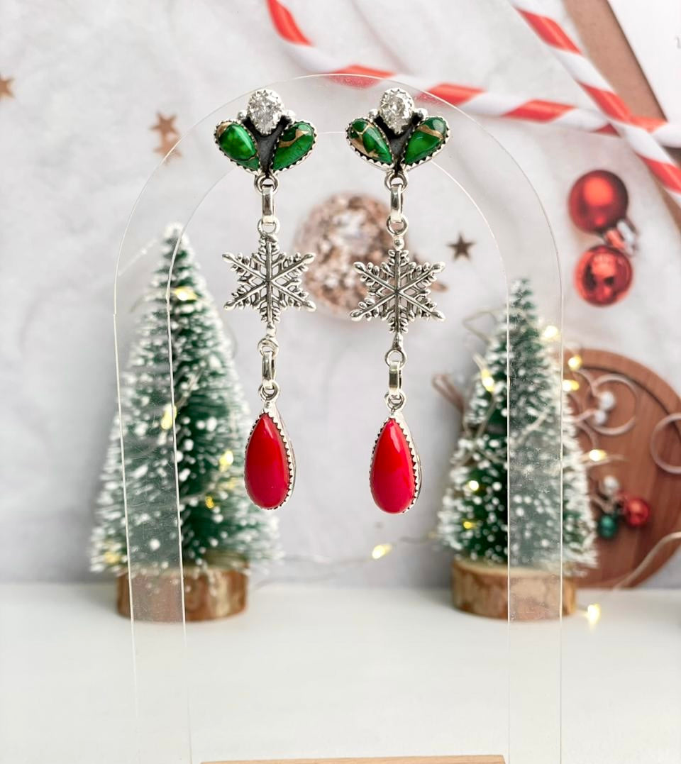 Christmas in Kandyland Snowflake Drop Studs-Earrings-Krush Kandy, Women's Online Fashion Boutique Located in Phoenix, Arizona (Scottsdale Area)