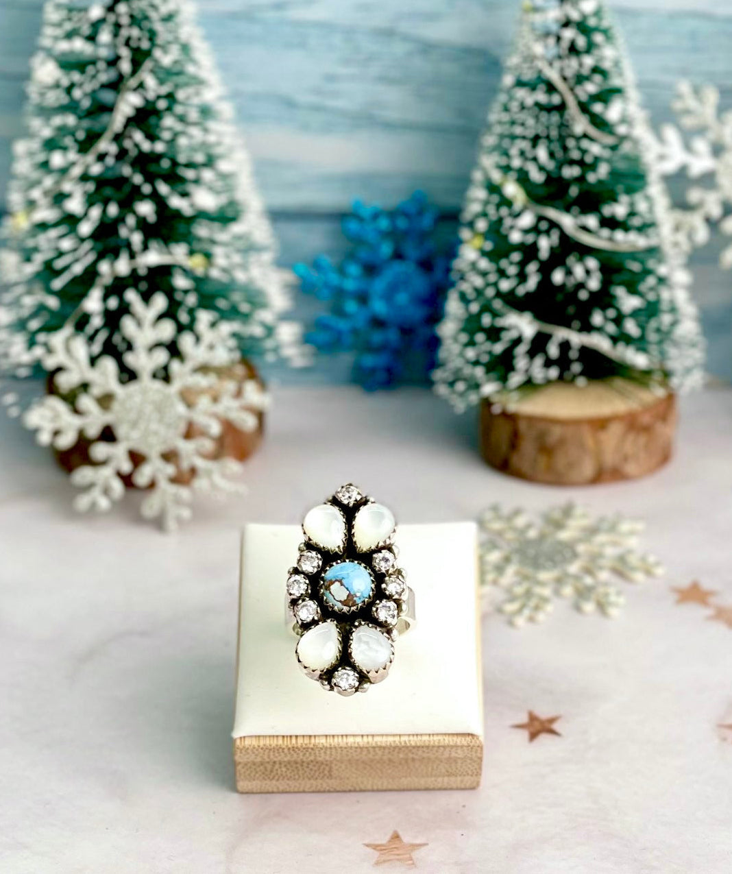 White Shell, Golden Hills & Crystal Cluster Ring-Rings-Krush Kandy, Women's Online Fashion Boutique Located in Phoenix, Arizona (Scottsdale Area)