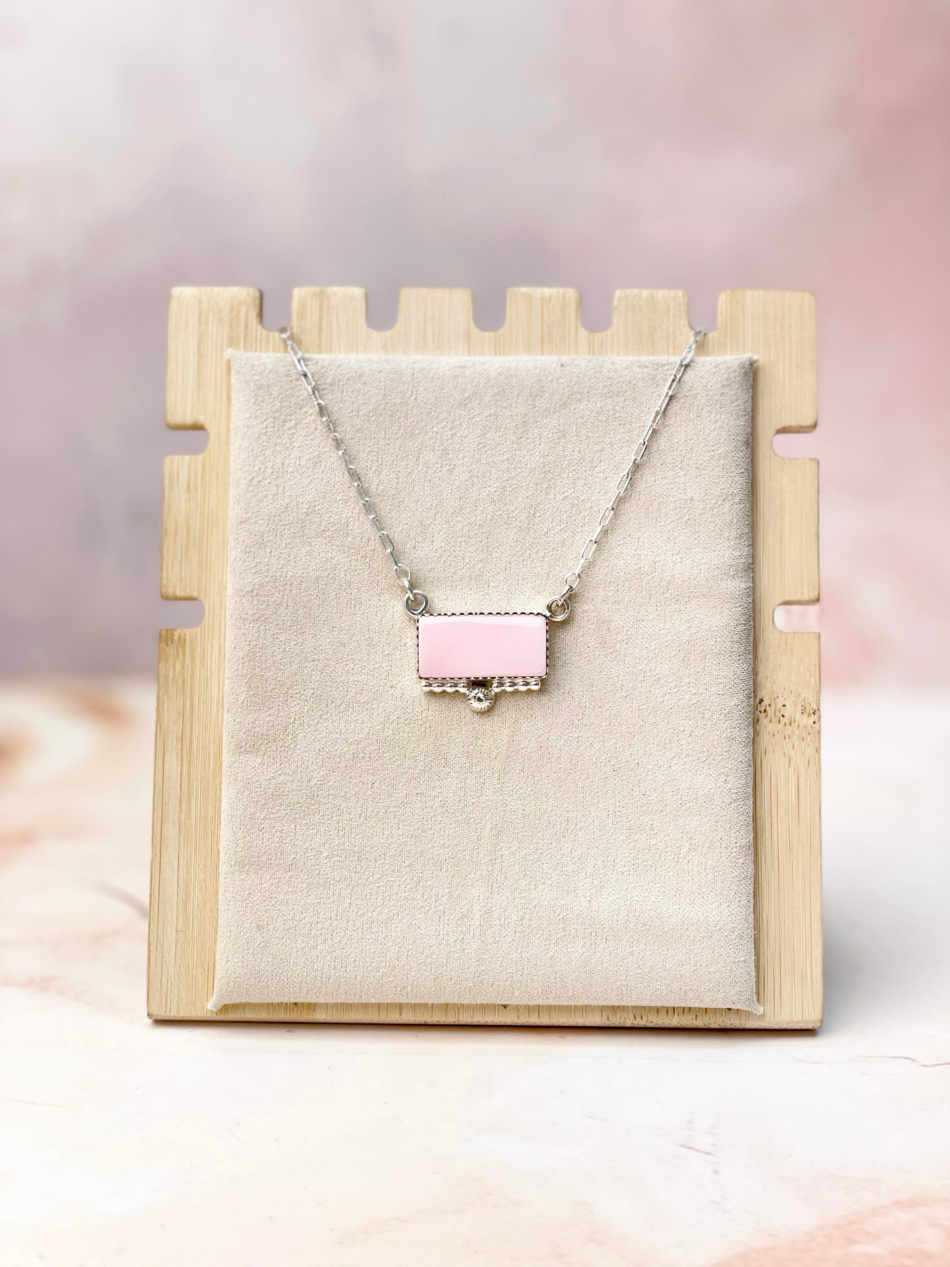 Queen Conch Bar Necklace-Necklaces-Krush Kandy, Women's Online Fashion Boutique Located in Phoenix, Arizona (Scottsdale Area)