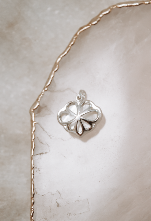 White Shell Droplet Pendant-Pendant Necklaces-Krush Kandy, Women's Online Fashion Boutique Located in Phoenix, Arizona (Scottsdale Area)