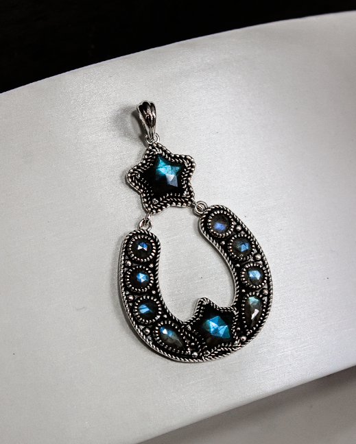 Starry Night Horseshoe Stone Pendant-Pendant Necklaces-Krush Kandy, Women's Online Fashion Boutique Located in Phoenix, Arizona (Scottsdale Area)