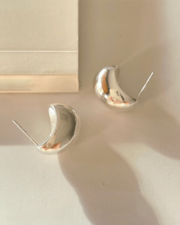Minimalist Diced Bean Stud Earrings-Earrings-Krush Kandy, Women's Online Fashion Boutique Located in Phoenix, Arizona (Scottsdale Area)