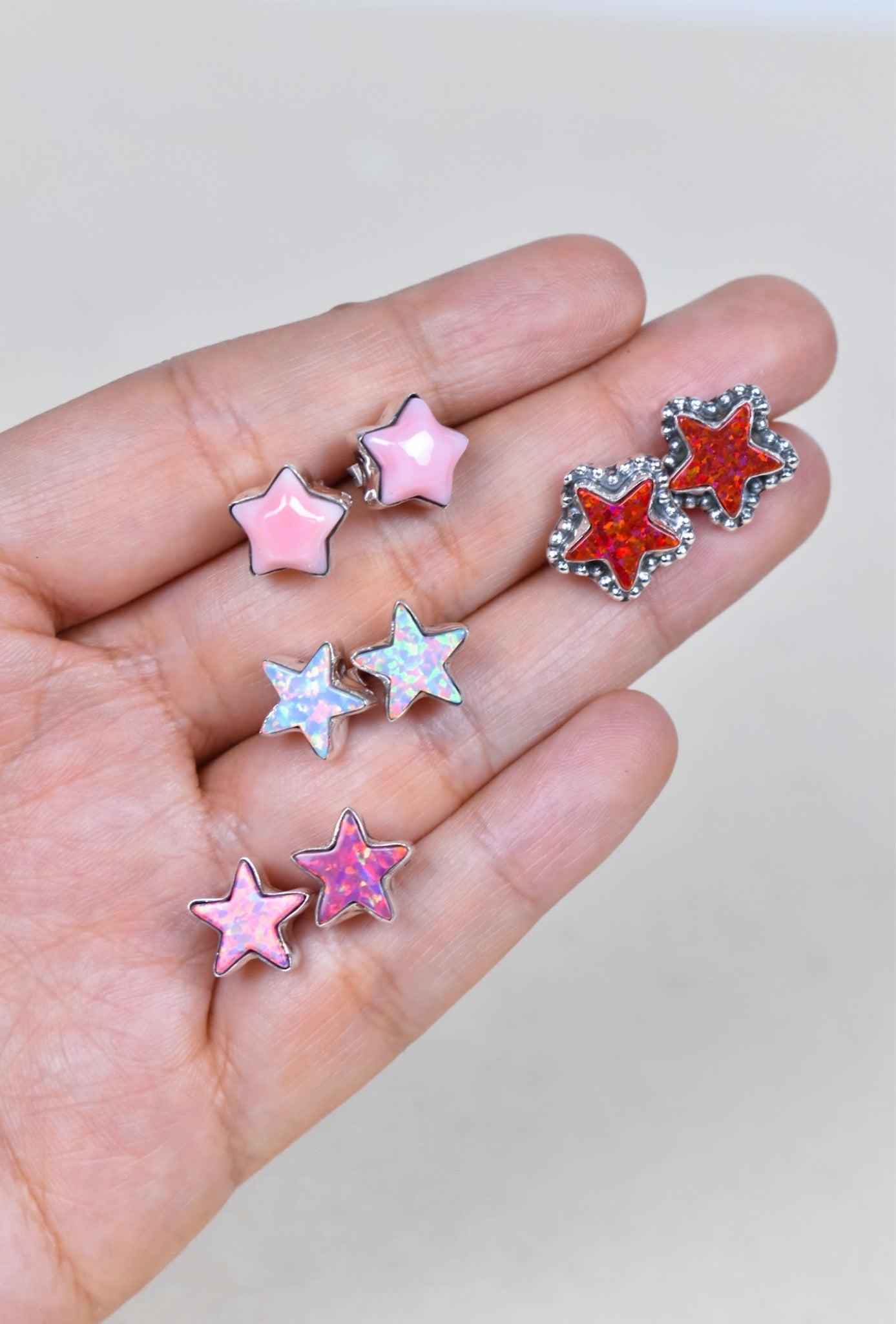 Shine Single Stone Star Stud Earring-Stud Earrings-Krush Kandy, Women's Online Fashion Boutique Located in Phoenix, Arizona (Scottsdale Area)